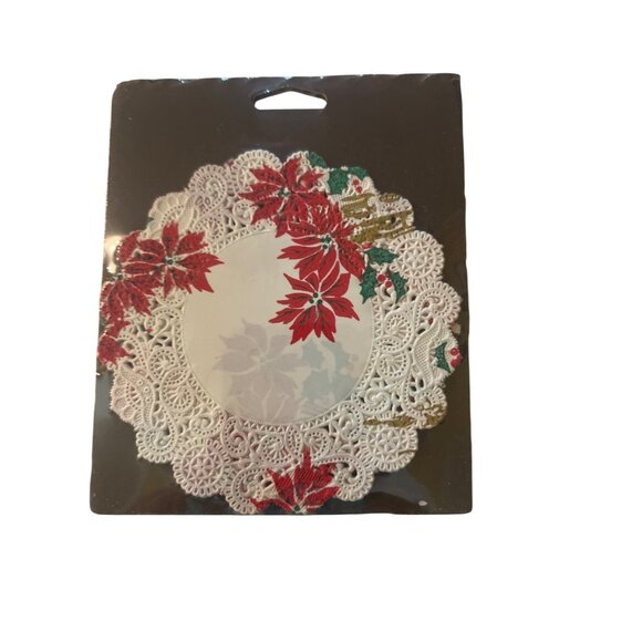Vintage 16 Gibson Party Paper Doilies Lace Poinsettia Christmas Estate NEW NOS - Picture 1 of 4